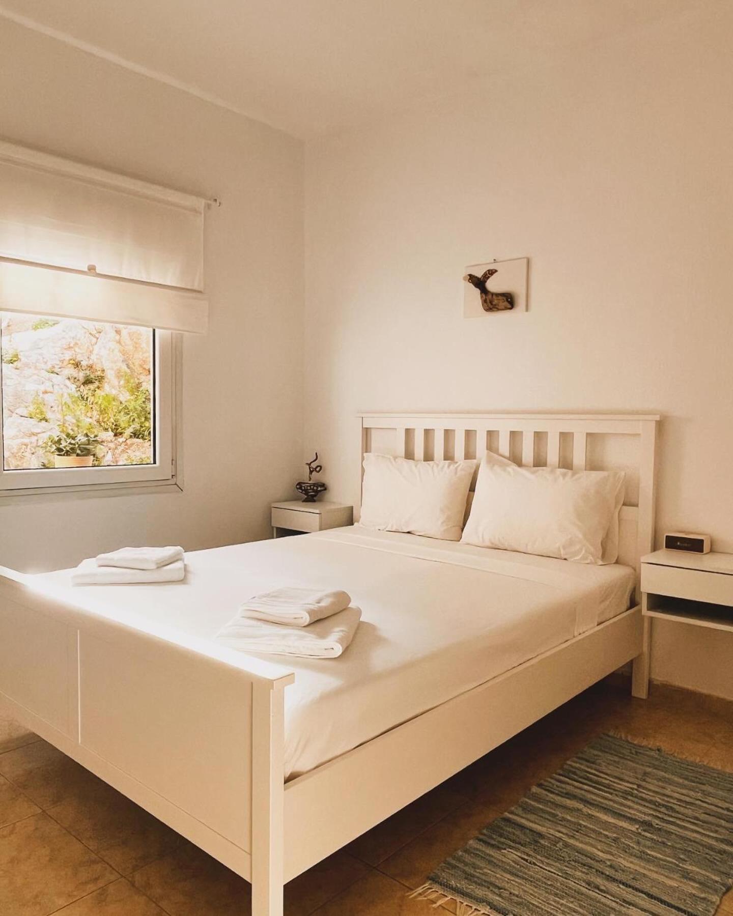 Lucy'S Guest House Skiathos Exterior foto